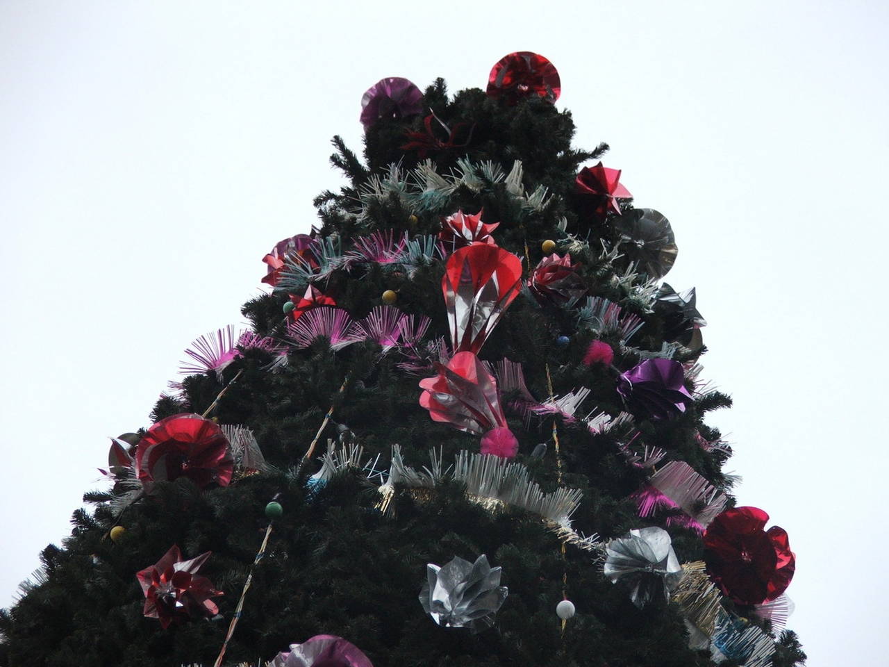 Новогодняя елка на площади